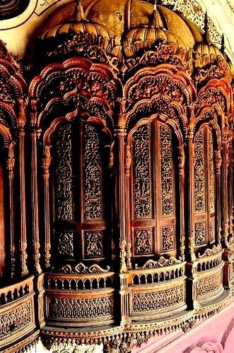 Architectural details inside Omar Hayat Palace in Chiniot, Pakistan