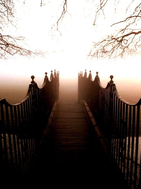 Fog Bridge, Twickenham, England