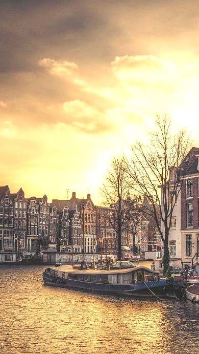 Amsterdam, The Netherlands  Alexandru Nahu
